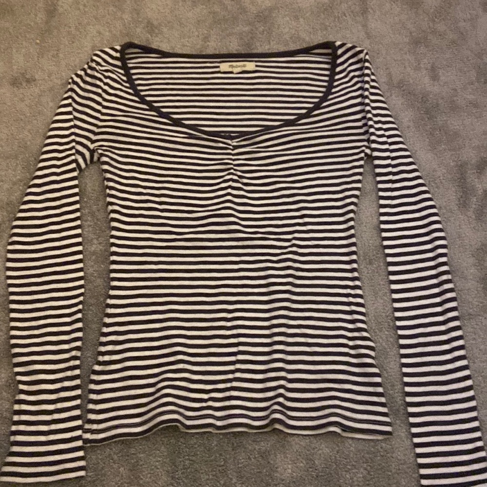 black and white stripe top